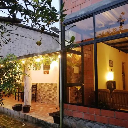 Home Capybara Stay Mindo Ngoại thất bức ảnh