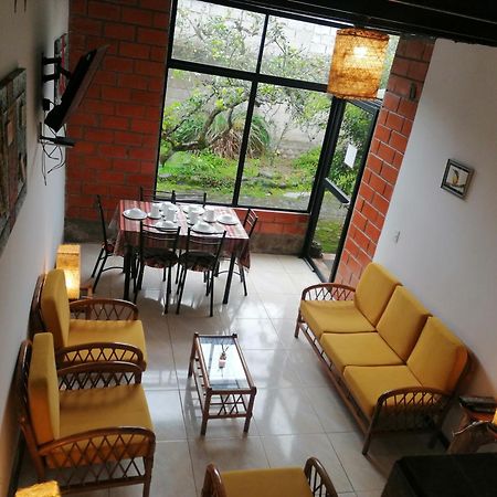 Home Capybara Stay Mindo Ngoại thất bức ảnh